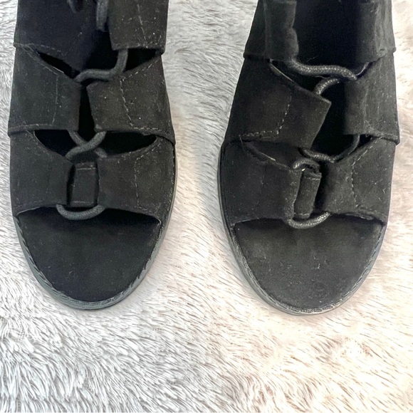 Kenneth Cole Lace Up Sandals - Picture 3 of 10